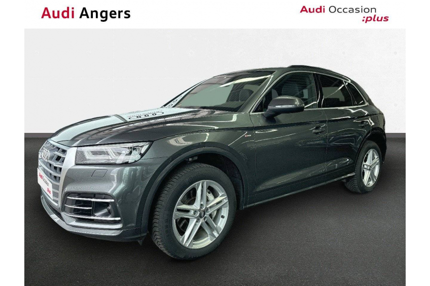 AUDI Q5 S line