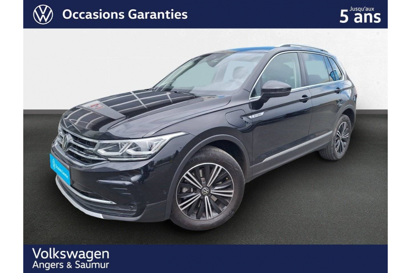 VOLKSWAGEN TIGUAN Elegance